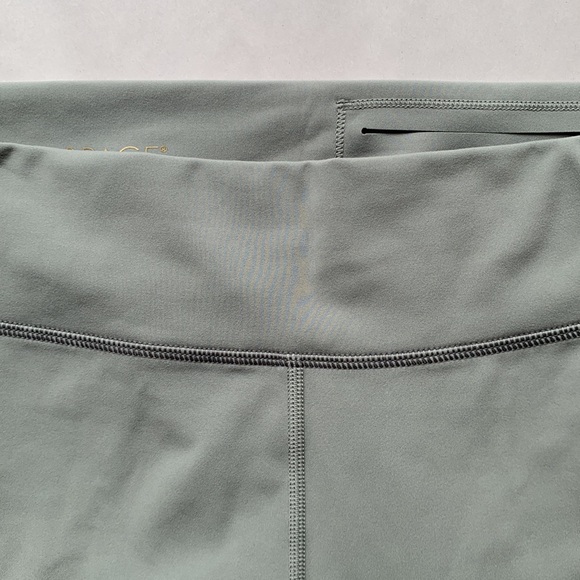 L*Space Active Star Power Legging in Sage Size Large - Picture 16 of 16